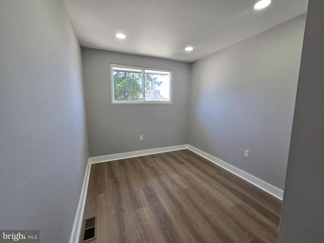 1426 DONDILL PL, Philadelphia, PA 19122