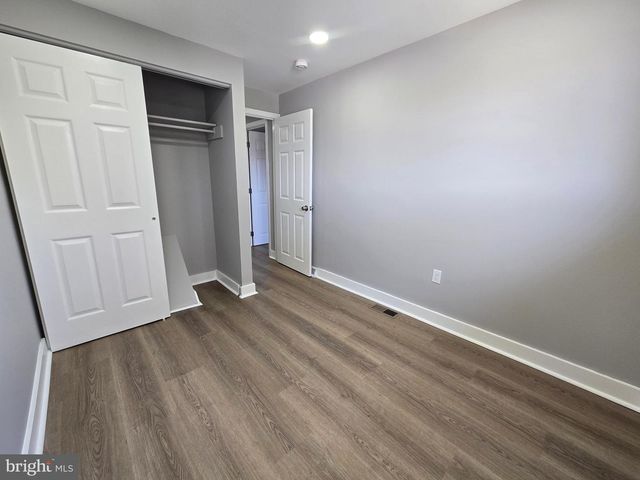 1426 DONDILL PL, Philadelphia, PA 19122