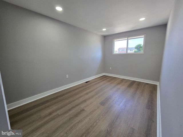 1426 DONDILL PL, Philadelphia, PA 19122