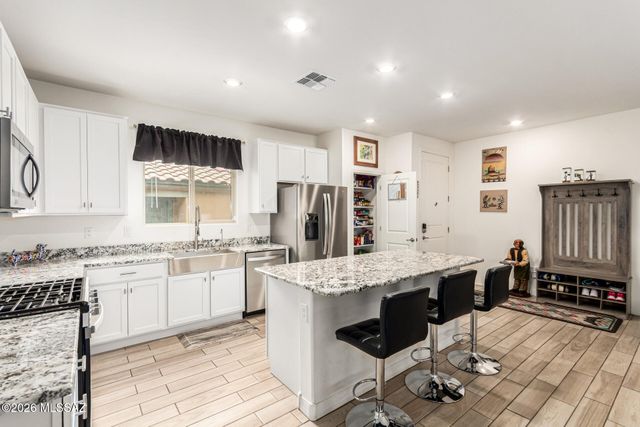 782 W Calle Calca, Sahuarita, AZ 85629