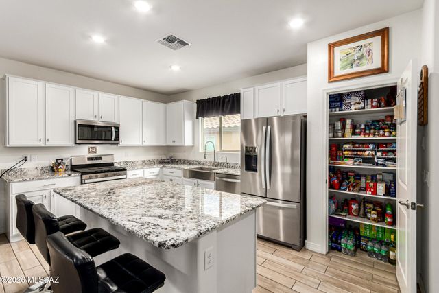 782 W Calle Calca, Sahuarita, AZ 85629