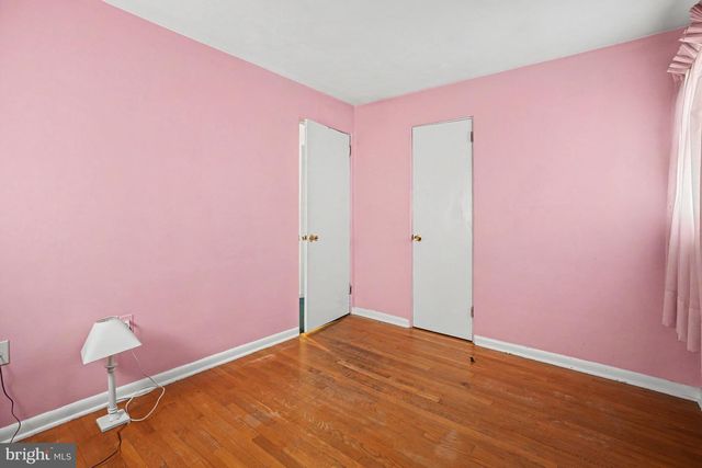 1141 FAIRMONT DR, Harrisburg, PA 17112