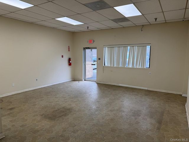 231 S Middletown Road, Nanuet, NY 10954