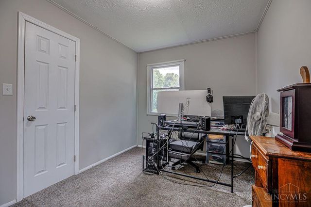 25 Flamingo Drive, St Clair Twp, OH 45013