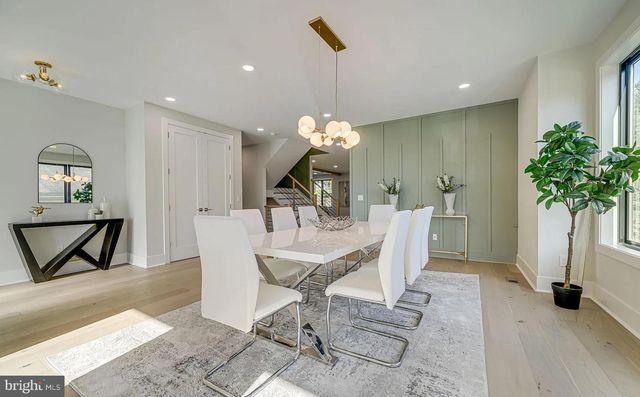 1927 GRIFFITH RD, Falls Church, VA 22043