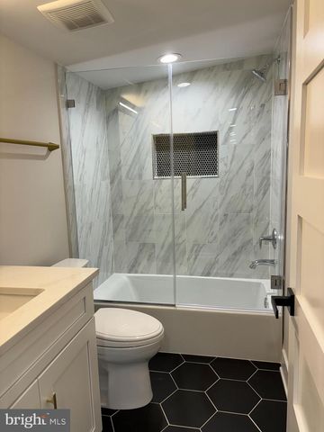 1927 GRIFFITH RD, Falls Church, VA 22043