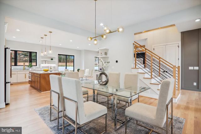 1927 GRIFFITH RD, Falls Church, VA 22043