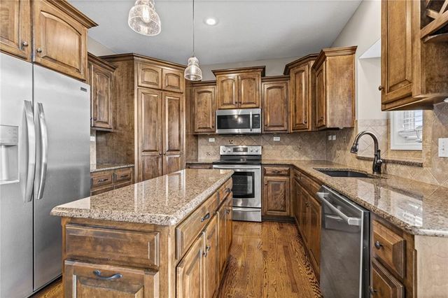 10200 NE 102nd Street, Kansas City, MO 64157