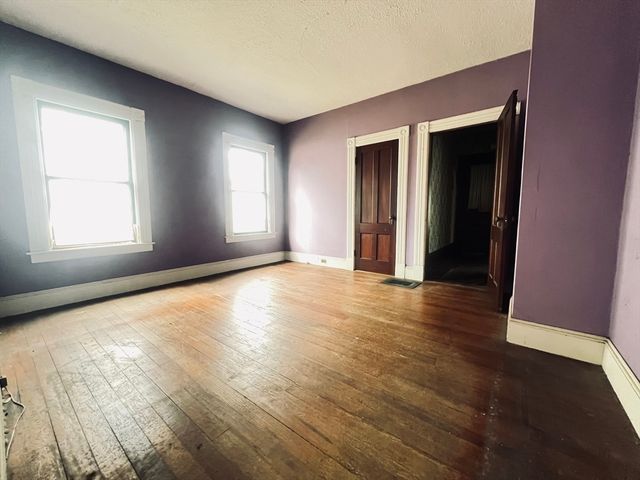 157-159 Lebanon St, Springfield, MA 01109