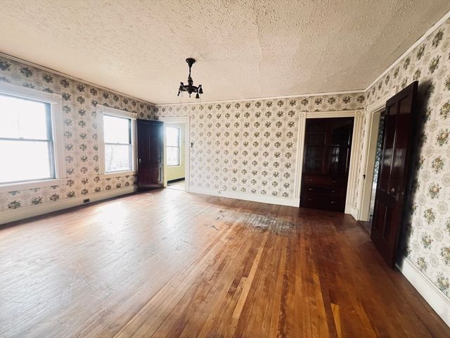 157-159 Lebanon St, Springfield, MA 01109