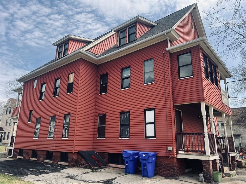 157-159 Lebanon St, Springfield, MA 01109