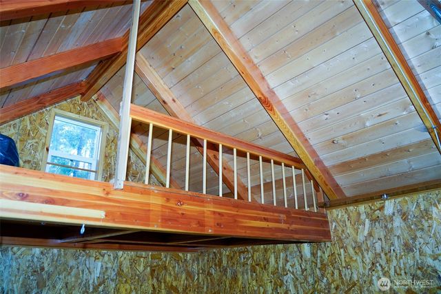 531 N Kokanee Ridge Drive, Hoodsport, WA 98548