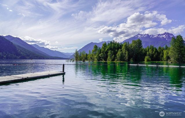 531 N Kokanee Ridge Drive, Hoodsport, WA 98548