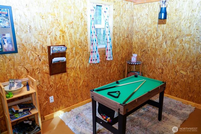 531 N Kokanee Ridge Drive, Hoodsport, WA 98548