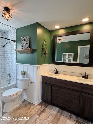 14 Gladiola Drive, Howell, NJ 07731