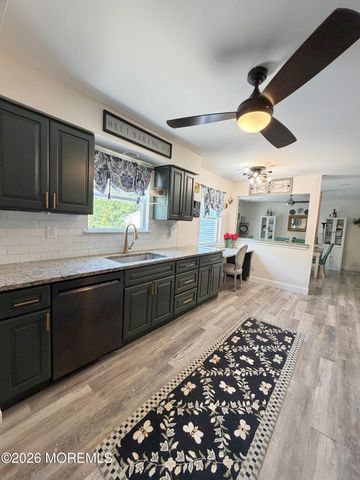 14 Gladiola Drive, Howell, NJ 07731