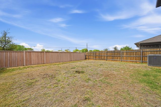 162 Euclid LN, Kyle, TX 78640