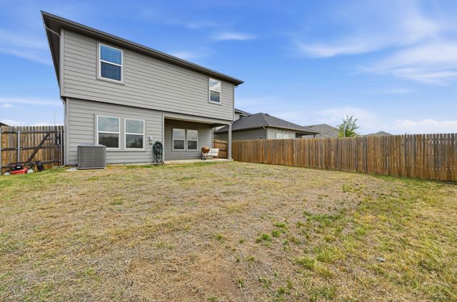 162 Euclid LN, Kyle, TX 78640