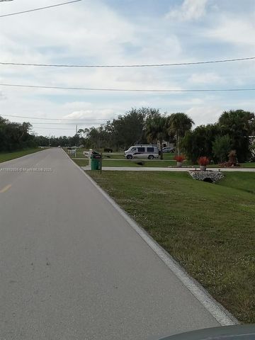 26054 Notre Dame, Punta Gorda, FL 33955