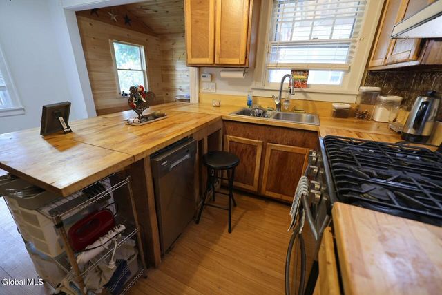 10 Krull Street, Amsterdam, NY 12010