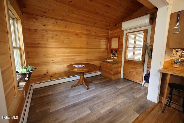 10 Krull Street, Amsterdam, NY 12010