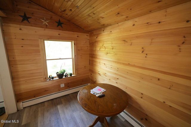 10 Krull Street, Amsterdam, NY 12010