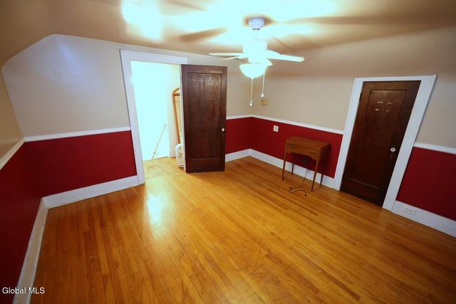 10 Krull Street, Amsterdam, NY 12010