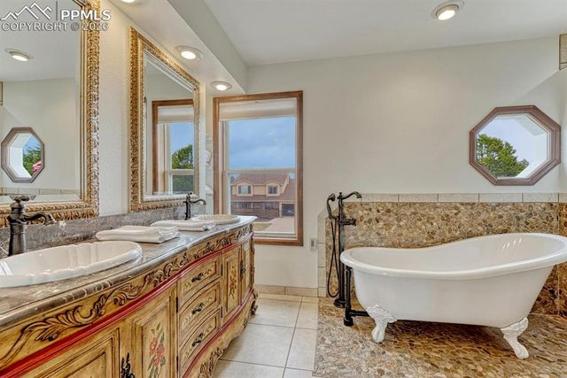 135 Palm Springs Drive, Colorado Springs, CO 80921