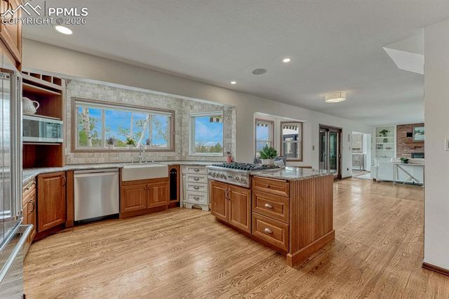 135 Palm Springs Drive, Colorado Springs, CO 80921