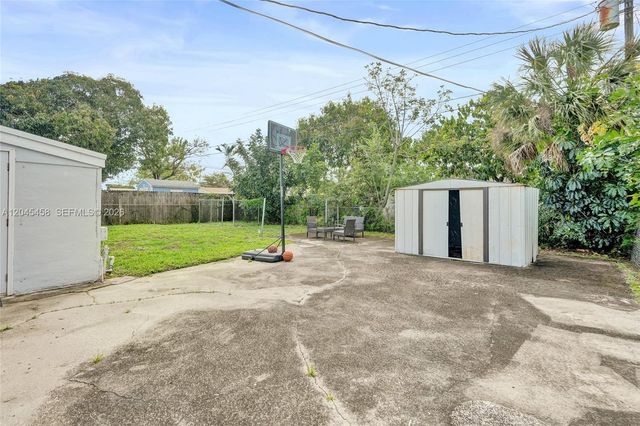 3320 NW 18th Street, Lauderhill, FL 33311