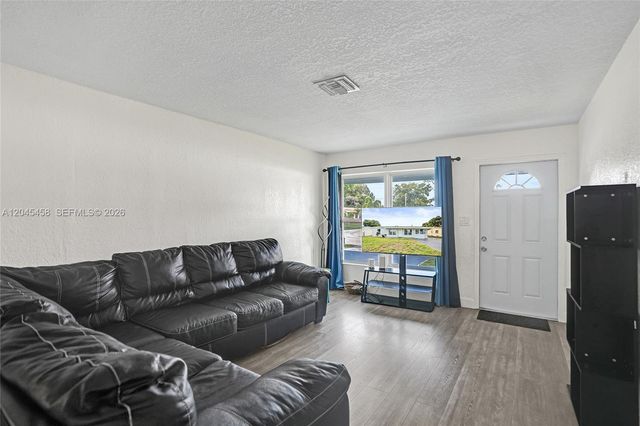 3320 NW 18th Street, Lauderhill, FL 33311