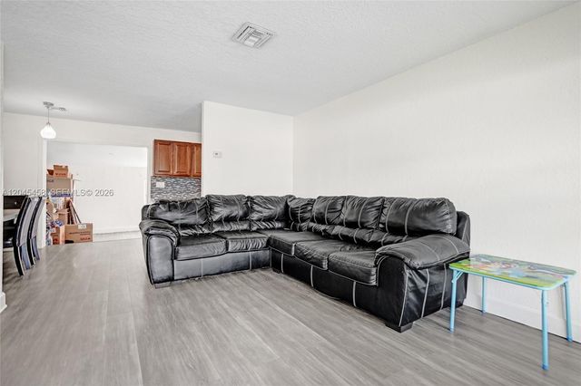3320 NW 18th Street, Lauderhill, FL 33311