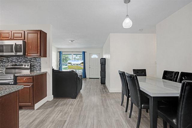3320 NW 18th Street, Lauderhill, FL 33311