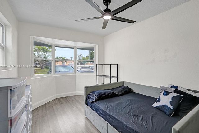 3320 NW 18th Street, Lauderhill, FL 33311