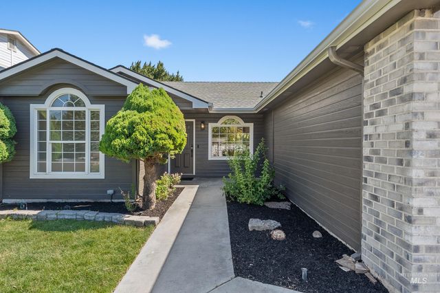 94 S Greenscape Lane, Nampa, ID 83687