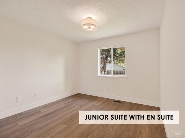 94 S Greenscape Lane, Nampa, ID 83687