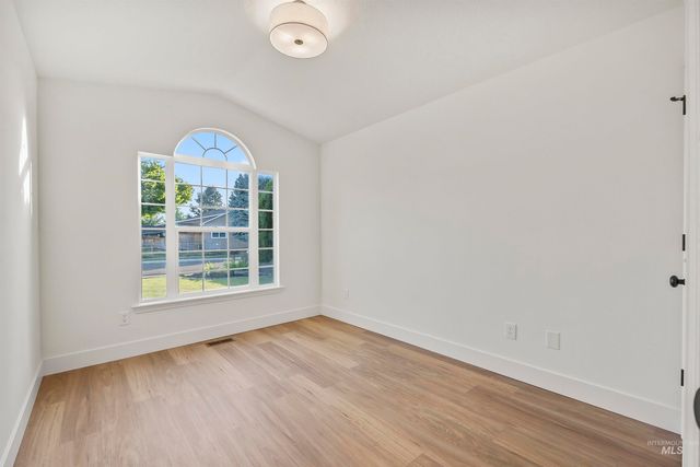94 S Greenscape Lane, Nampa, ID 83687