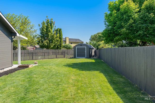 94 S Greenscape Lane, Nampa, ID 83687