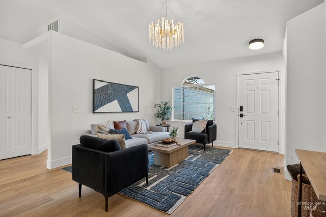 94 S Greenscape Lane, Nampa, ID 83687