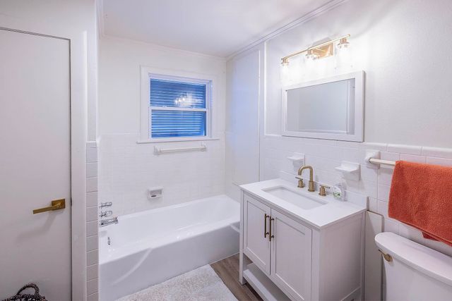 23 Dallas Dr, Houma, LA 70360