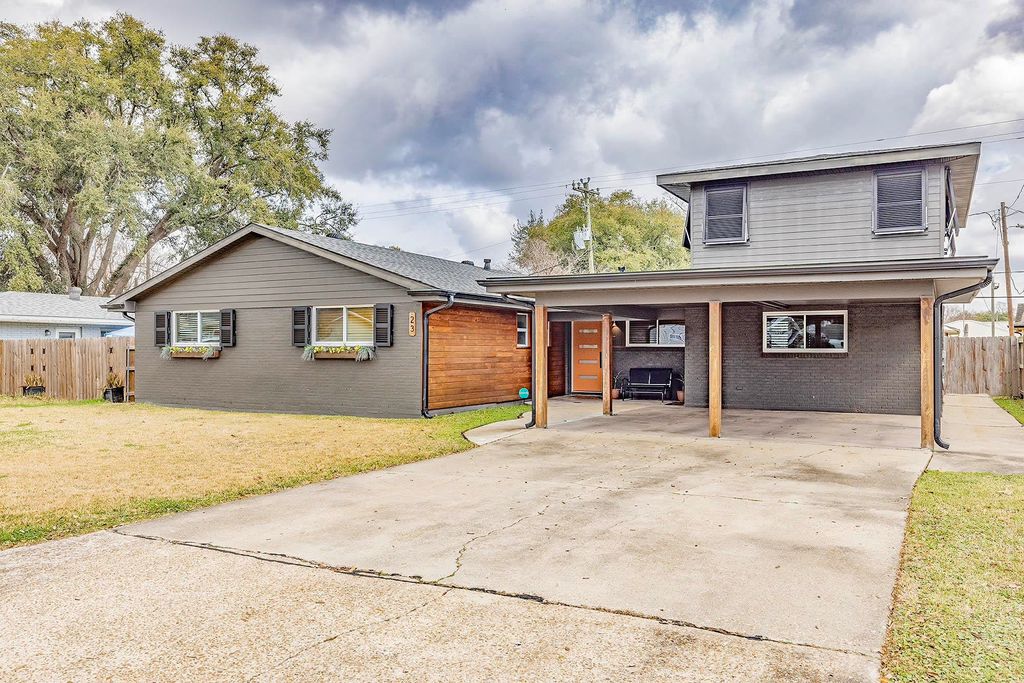 23 Dallas Dr, Houma, LA 70360
