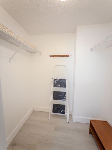 2800 N 46th A502, Hollywood, FL 33021