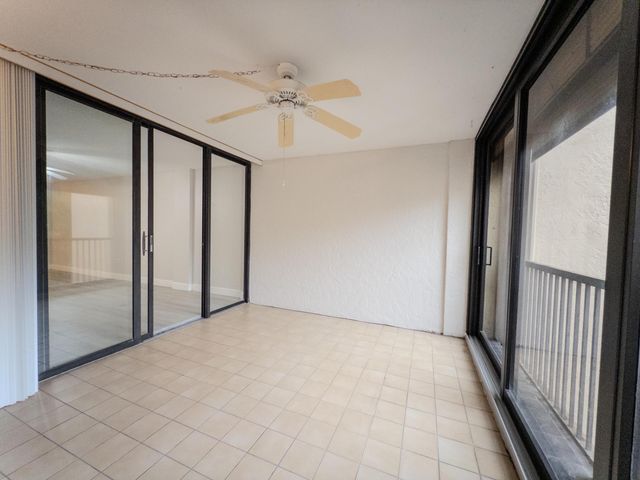 2800 N 46th A502, Hollywood, FL 33021