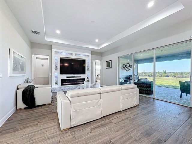 5216 LAKE VENICE DRIVE, Wimauma, FL 33598