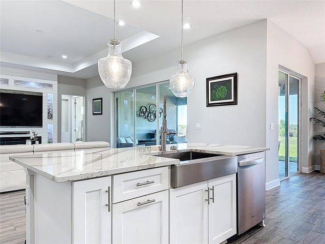 5216 LAKE VENICE DRIVE, Wimauma, FL 33598