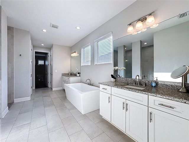 5216 LAKE VENICE DRIVE, Wimauma, FL 33598