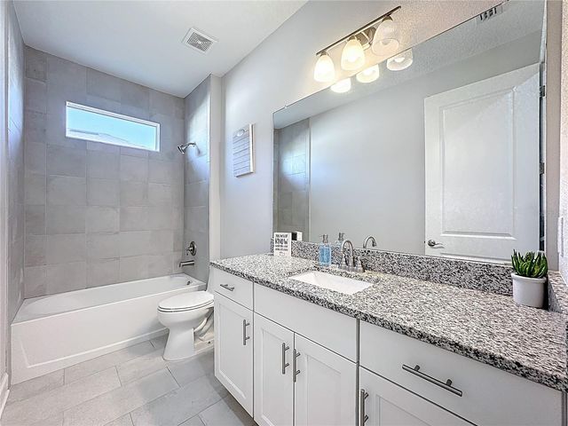 5216 LAKE VENICE DRIVE, Wimauma, FL 33598