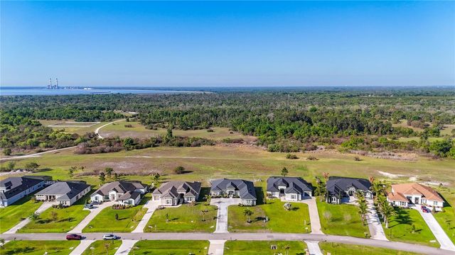 5216 LAKE VENICE DRIVE, Wimauma, FL 33598