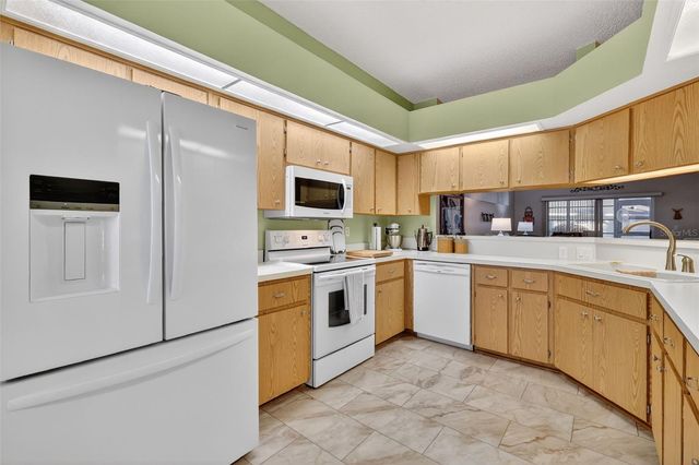 5606 KING JAMES AVENUE, Leesburg, FL 34748