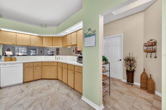 5606 KING JAMES AVENUE, Leesburg, FL 34748